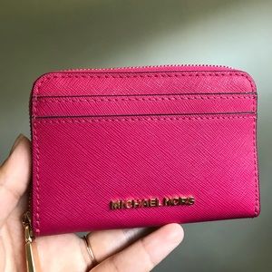 Michael Kors zip card case